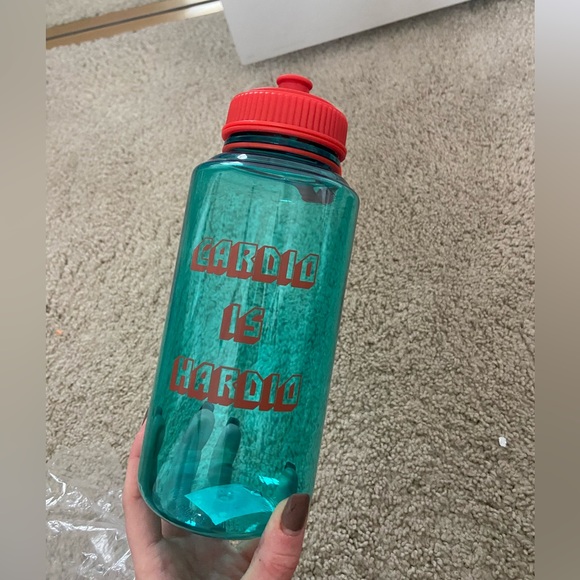 Francescas Turquoise Easy Sip Hydration Bottle Cardio is Hardio Water 34 Oz. - Picture 5 of 8